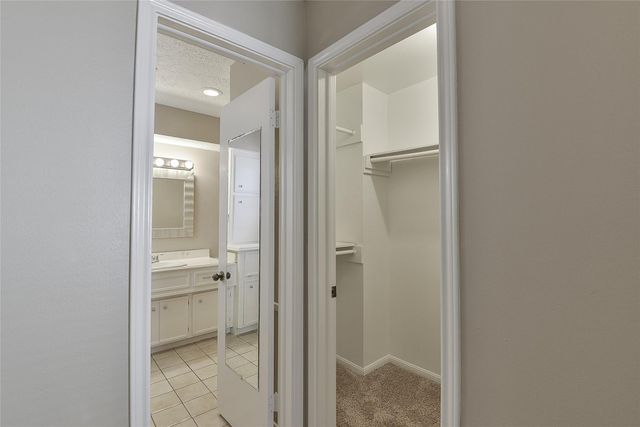 5411 Mossy Timbers Drive, Humble, TX 77346