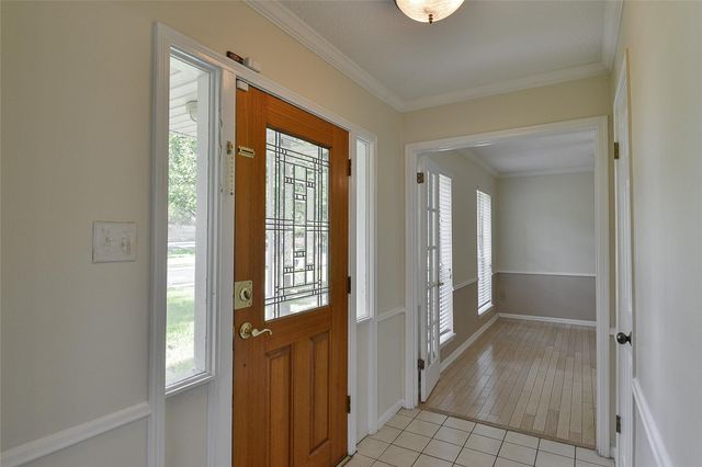 5411 Mossy Timbers Drive, Humble, TX 77346