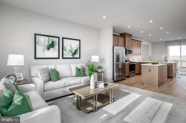 4927 DUNHAVEN DR, Fredericksburg, VA 22408