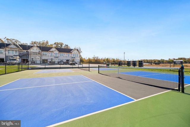 4927 DUNHAVEN DR, Fredericksburg, VA 22408