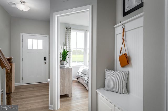 4927 DUNHAVEN DR, Fredericksburg, VA 22408