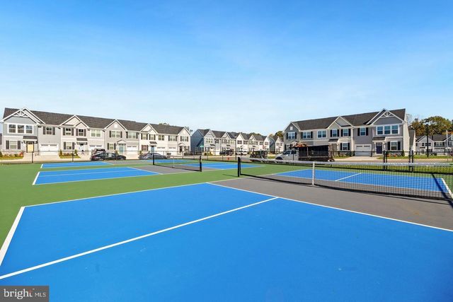 4927 DUNHAVEN DR, Fredericksburg, VA 22408