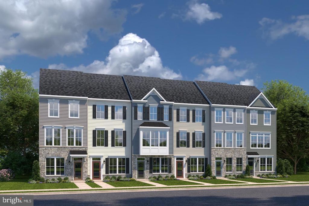 4927 DUNHAVEN DR, Fredericksburg, VA 22408