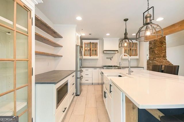 15585 Thompson Road, Alpharetta, GA 30004
