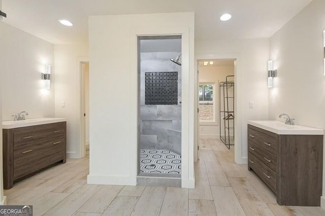 15585 Thompson Road, Alpharetta, GA 30004
