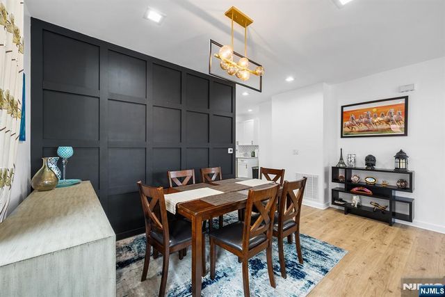 725 4th Street, Secaucus, NJ 07094