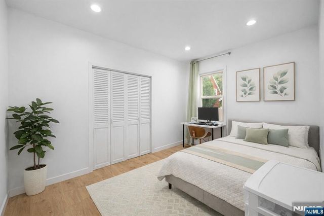 725 4th Street, Secaucus, NJ 07094