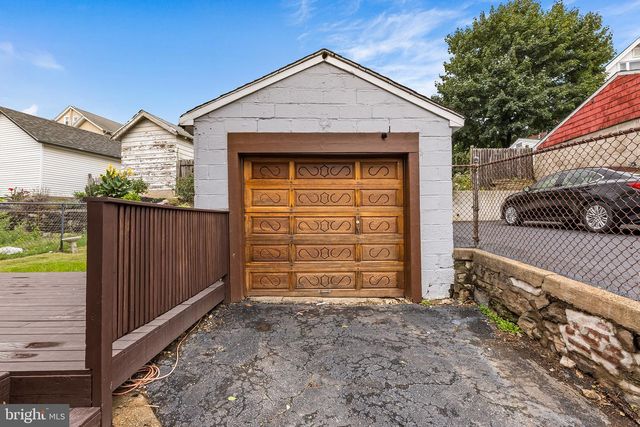 713 STANBRIDGE RD, Drexel Hill, PA 19026
