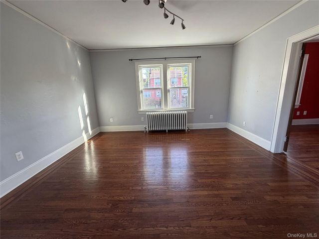 87 Colgate Avenue, Yonkers, NY 10703