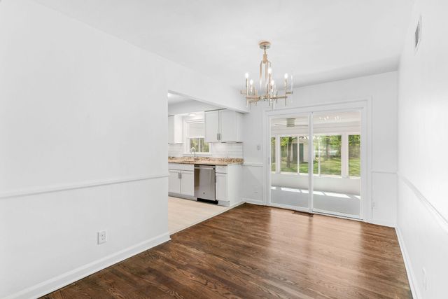 1474 E Portland Street, Springfield, MO 65804