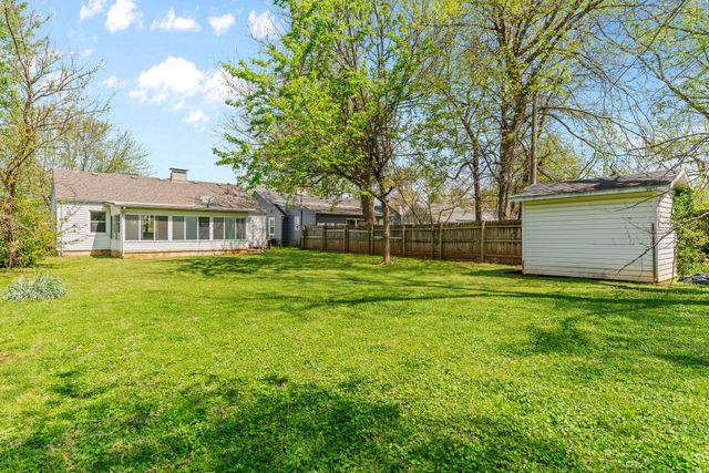 1474 E Portland Street, Springfield, MO 65804