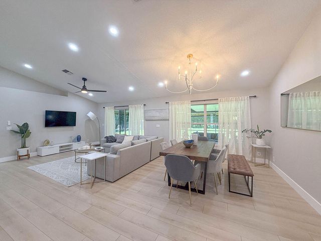 14010 Aster Avenue, Wellington, FL 33414