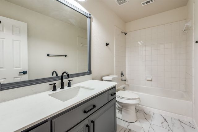 5805 Pine Meadow Lane, Mckinney, TX 75070