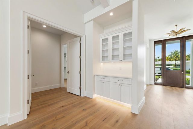 131 Dory Road S, North Palm Beach, FL 33408