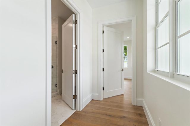 131 Dory Road S, North Palm Beach, FL 33408