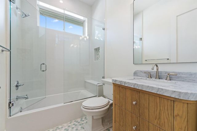 131 Dory Road S, North Palm Beach, FL 33408