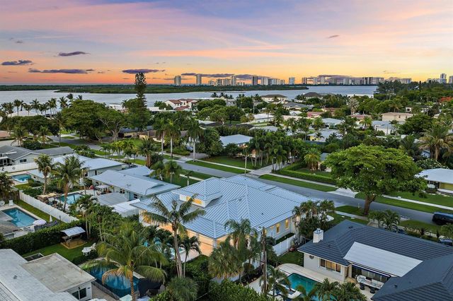 131 Dory Road S, North Palm Beach, FL 33408