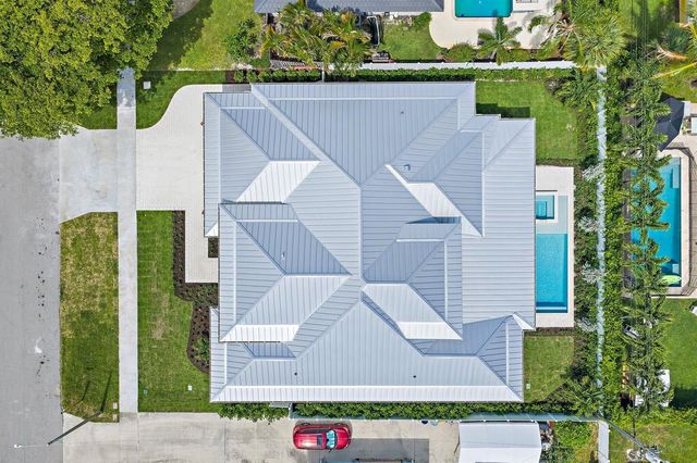 131 Dory Road S, North Palm Beach, FL 33408