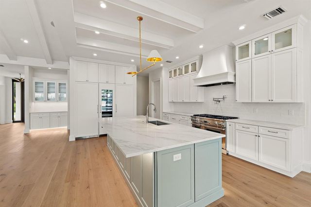 131 Dory Road S, North Palm Beach, FL 33408