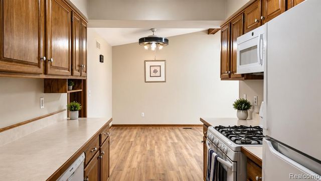 15480 Mary Court, Clinton Township, MI 48038