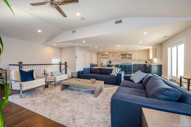 206 Grand Boulevard, Long Beach, NY 11561