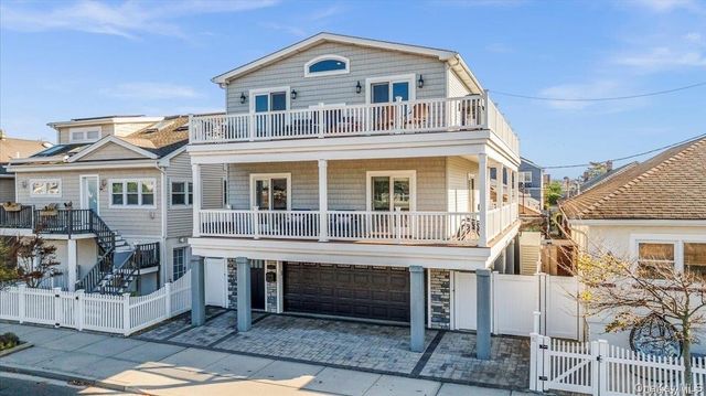 206 Grand Boulevard, Long Beach, NY 11561