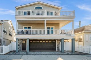 206 Grand Boulevard, Long Beach, NY 11561