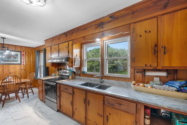 1738 Pickens St., Georgetown, SC 29440