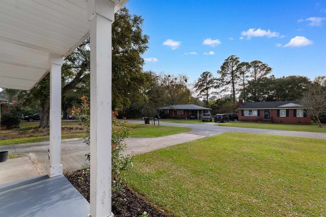 1738 Pickens St., Georgetown, SC 29440