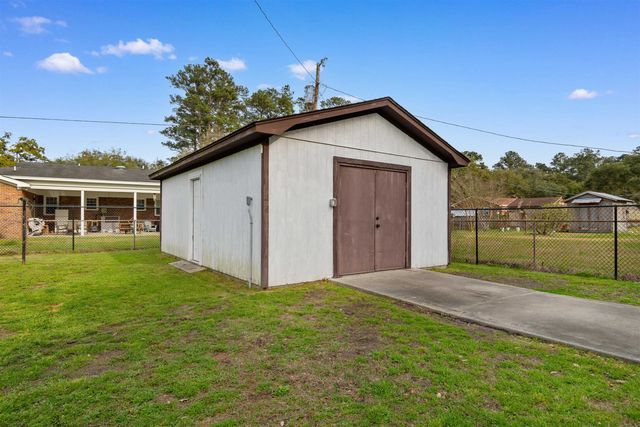 1738 Pickens St., Georgetown, SC 29440