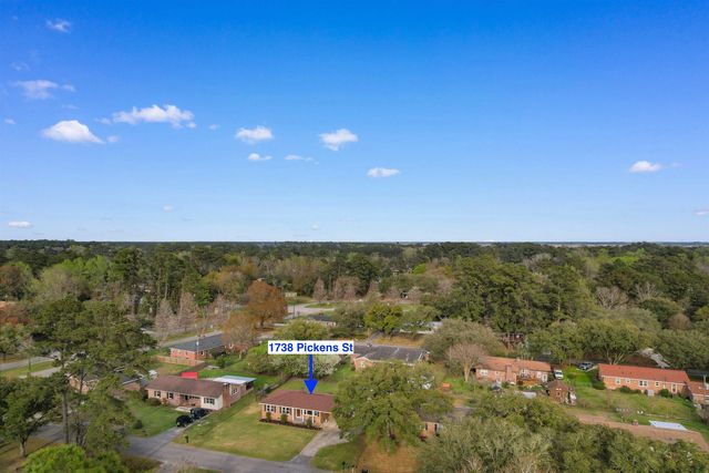 1738 Pickens St., Georgetown, SC 29440