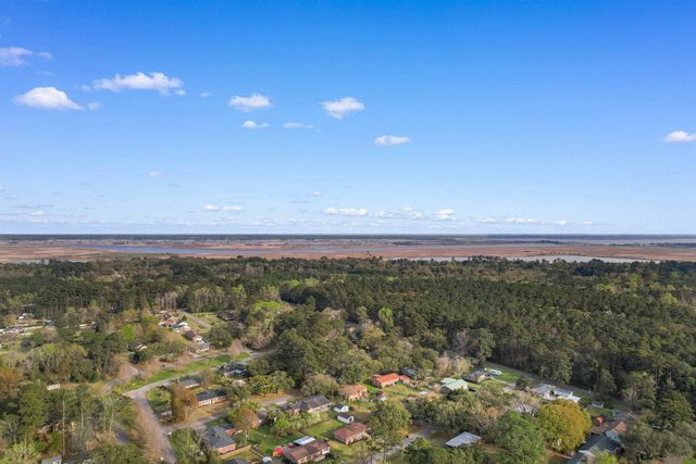 1738 Pickens St., Georgetown, SC 29440