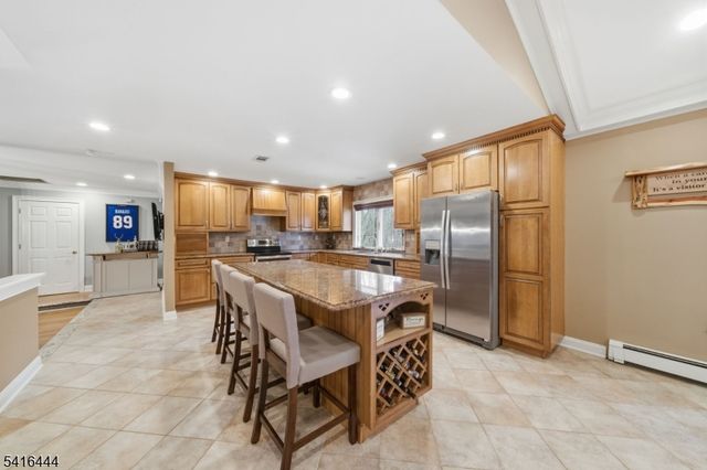 2 Old Orchard Rd, Mendham Twp., NJ 07960