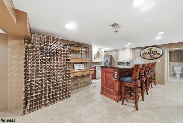 2 Old Orchard Rd, Mendham Twp., NJ 07960