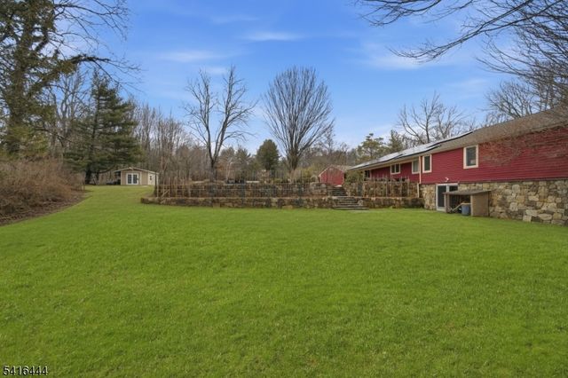 2 Old Orchard Rd, Mendham Twp., NJ 07960