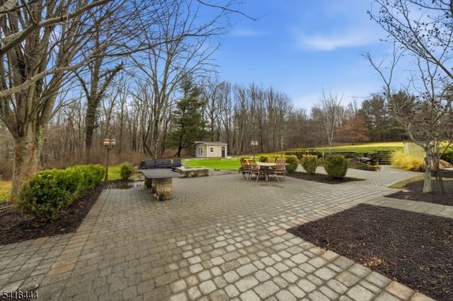 2 Old Orchard Rd, Mendham Twp., NJ 07960