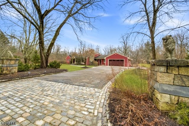 2 Old Orchard Rd, Mendham Twp., NJ 07960
