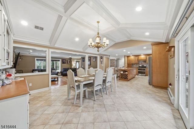 2 Old Orchard Rd, Mendham Twp., NJ 07960