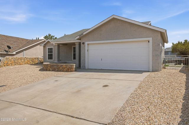 3694 Gem Street, Las Cruces, NM 88012