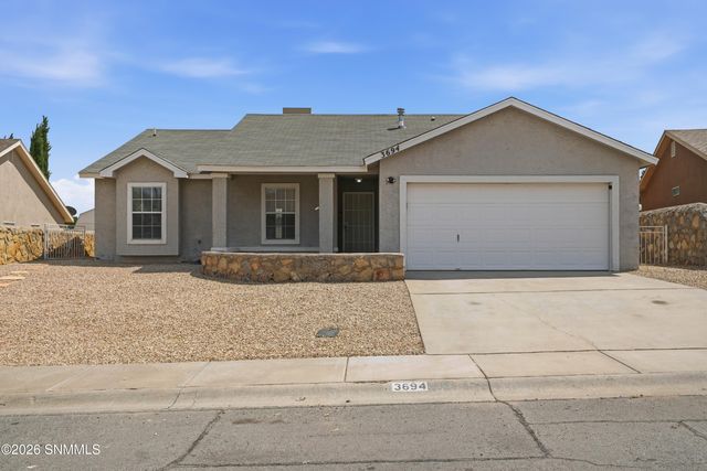 3694 Gem Street, Las Cruces, NM 88012