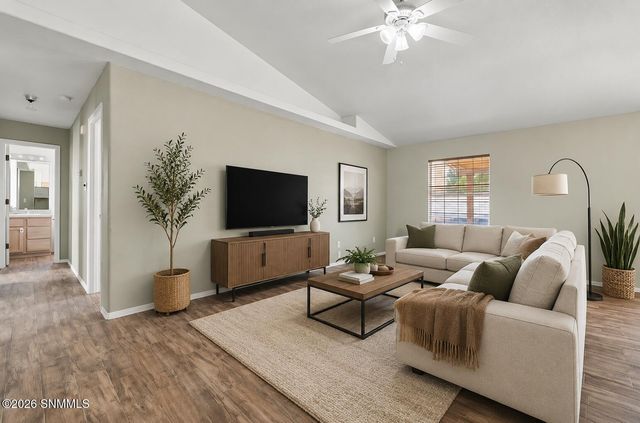 3694 Gem Street, Las Cruces, NM 88012
