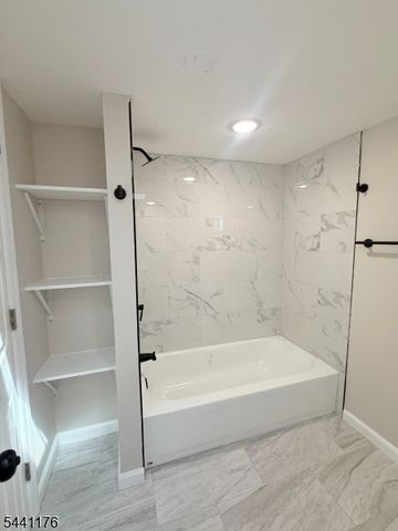 392 S 9th Street, Newark City, NJ 07103