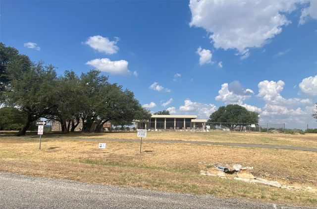 4003 Iron Horse Trail, Granbury, TX 76048