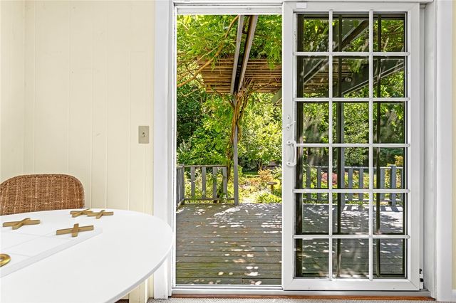 56 Middle Highway, Barrington, RI 02806