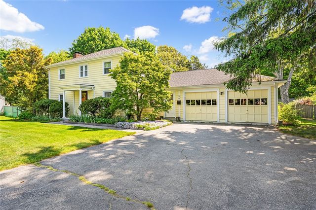 56 Middle Highway, Barrington, RI 02806