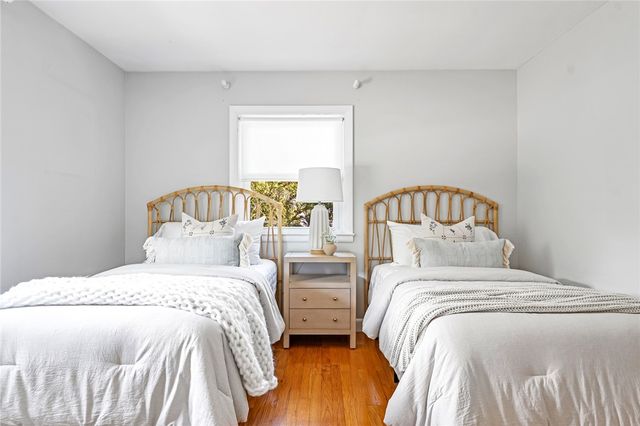 56 Middle Highway, Barrington, RI 02806