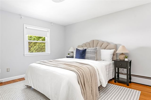 56 Middle Highway, Barrington, RI 02806