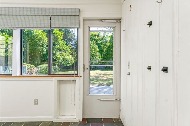 56 Middle Highway, Barrington, RI 02806