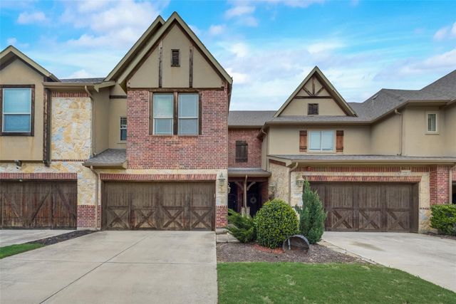 1003 Brook Hollow Drive, Euless, TX 76039