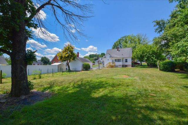 7311 Sunnybrook DR, Roanoke, VA 24019